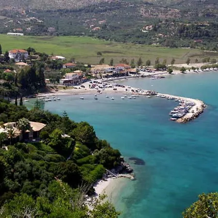 Castello Bellos Tower * Keri