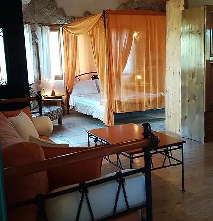 Castello Bellos Tower Lägenhet *