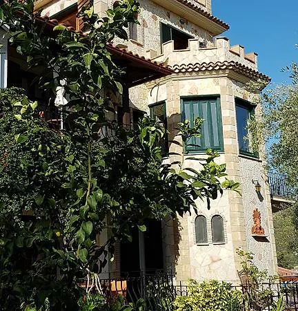 Castello Bellos Tower Appartement Keri