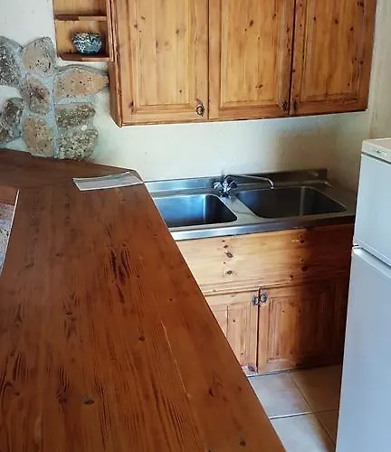 Castello Bellos Tower Apartamento Keri